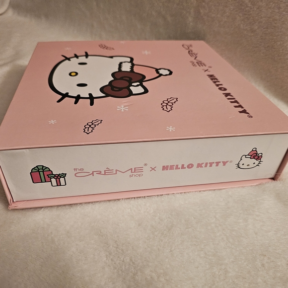 The Creme Shop X Hello Kitty Luxury Slumber Spa Set Sleep Mask Limited Edition. - Picture 4 of 4